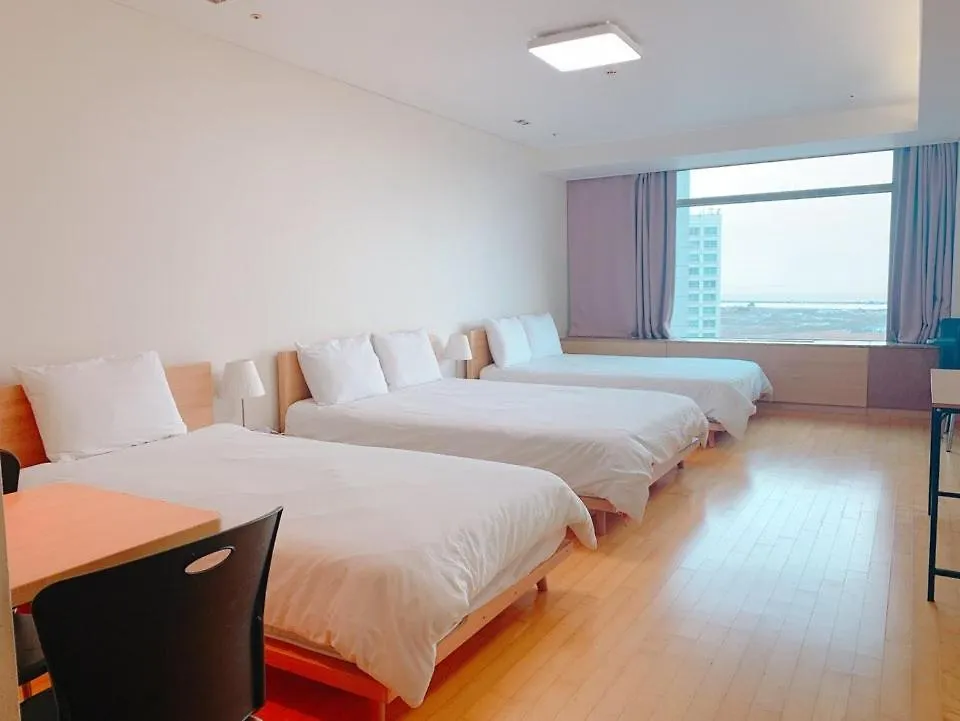 Incheon Airport Gogo House Hotel