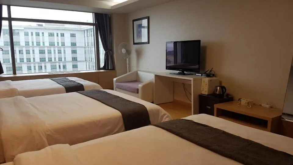 Incheon Airport Gogo House Hotel 3*,