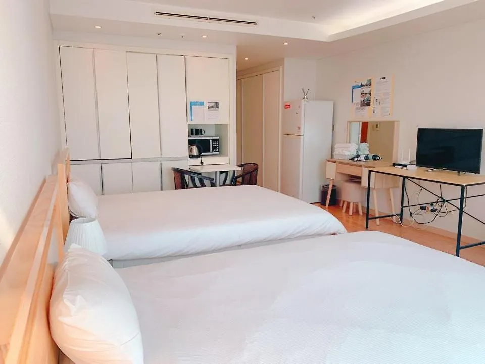 Incheon Airport Gogo House Hotel