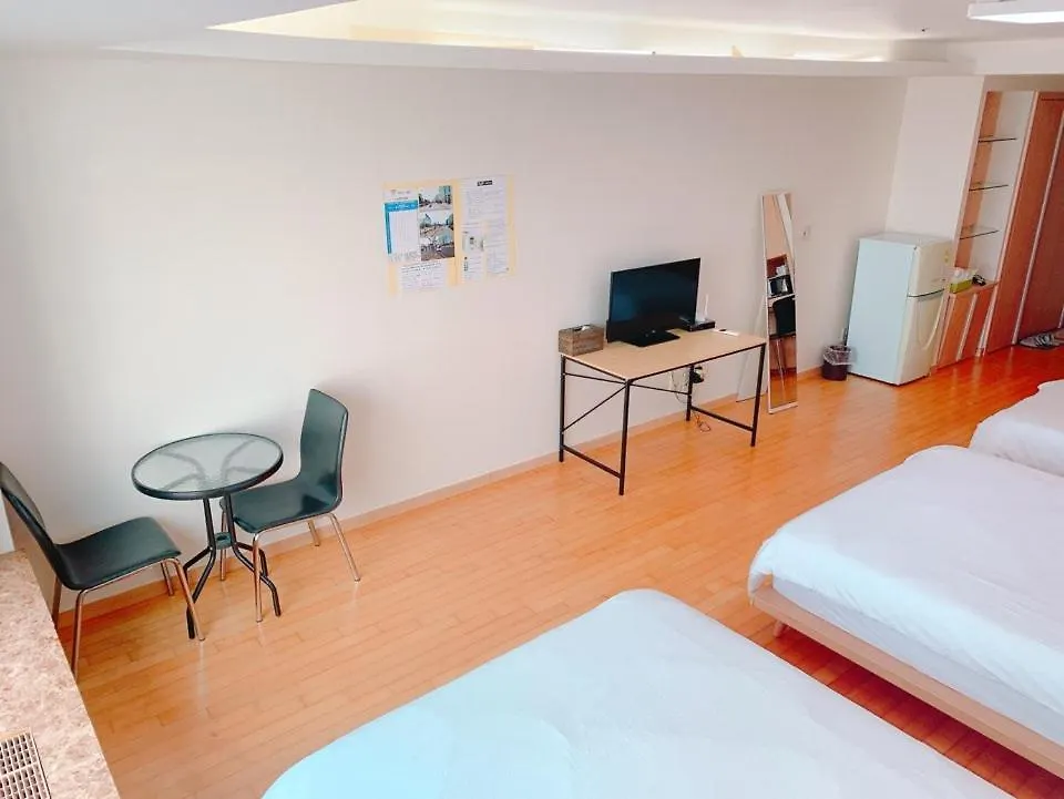 Guest house Incheon Airport Gogo House Hotel