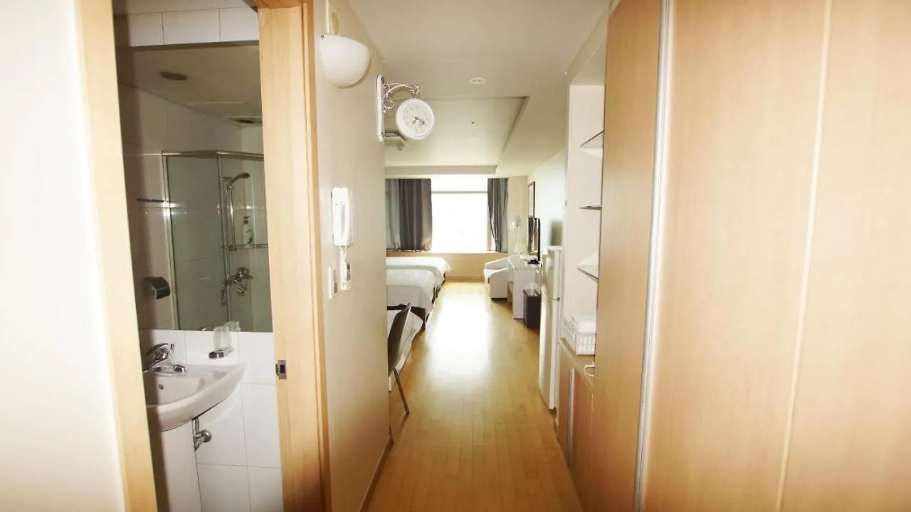 Guest house Incheon Airport Gogo House Hotel