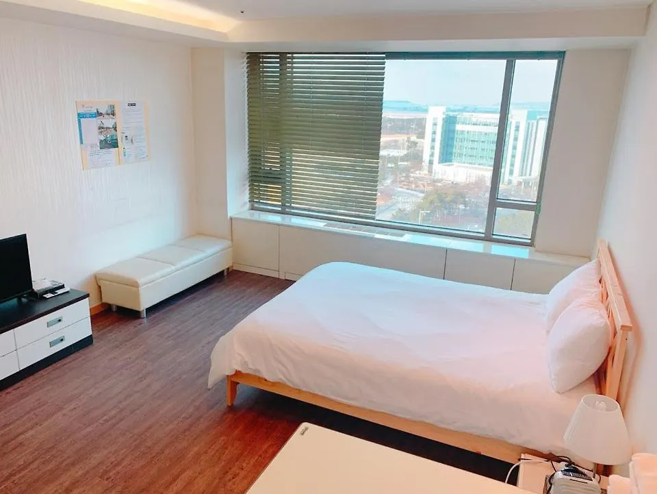 Incheon Airport Gogo House Hotel